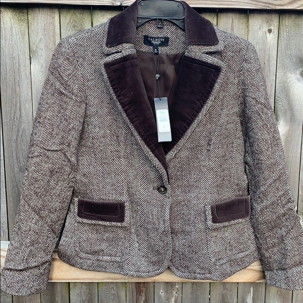 Talbots 6P wool blend blazer. NWT.